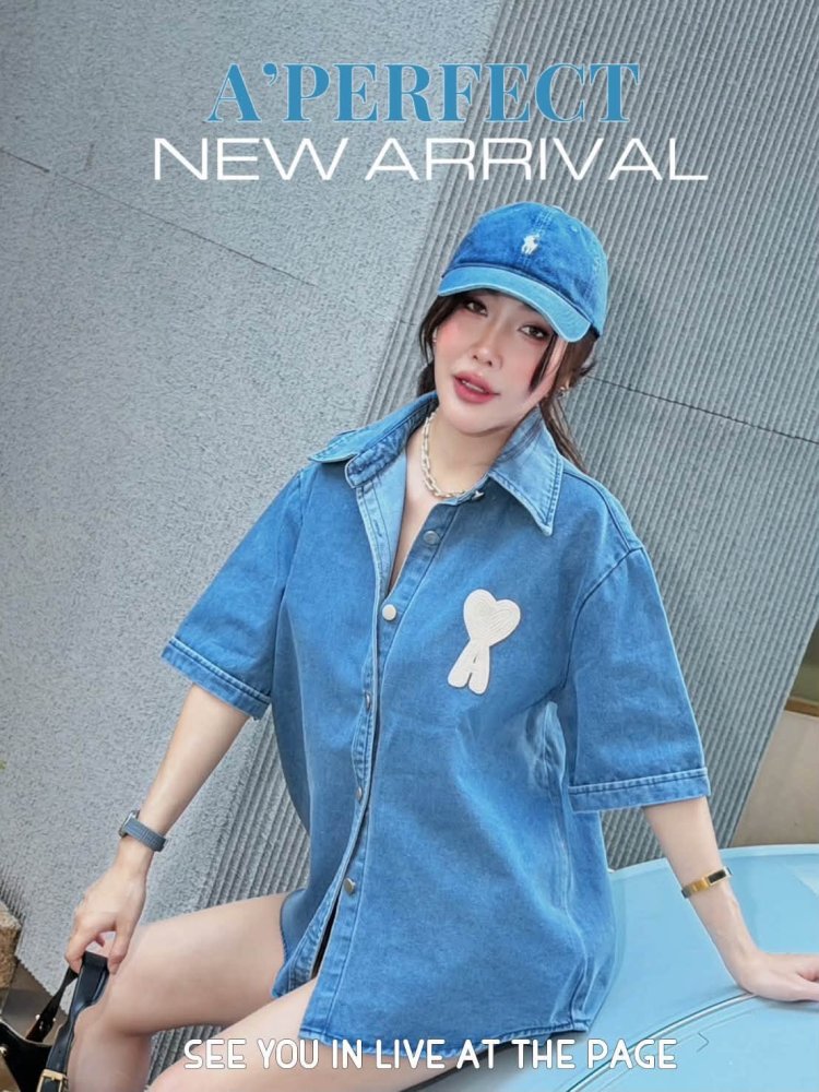 เสื้อยืดโอเวอร์ไซซ์ สีขาว